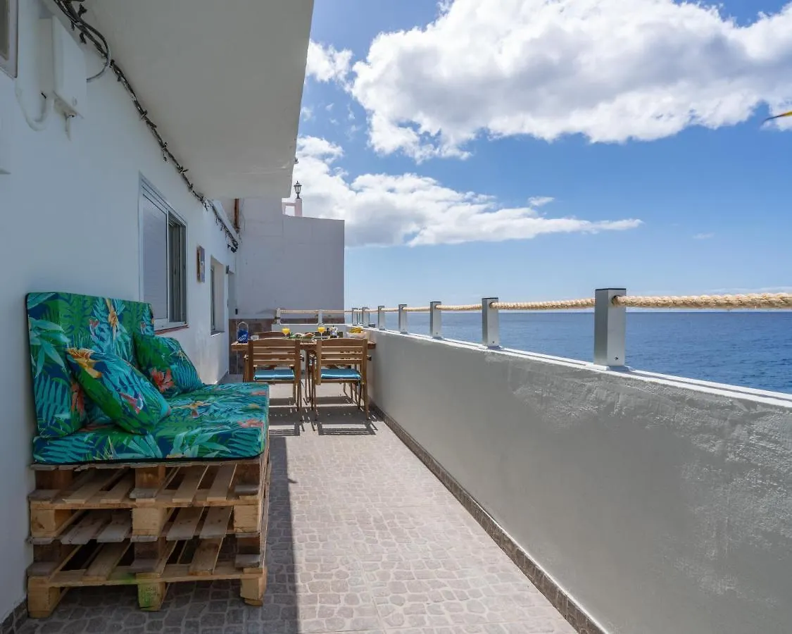 Frontline: 2 Bedrooms, Incredible Views With Large Terrace Santa Cruz de Tenerife 0*,
